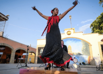 Recibe Teuchitlán espectáculo cultural como parte de acciones de reactivación del municipio