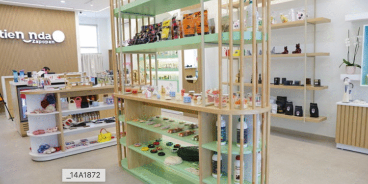 En ocho meses, Tien_nda Zapopan ha expuesto artesanías de más de 350 proyectos emprendedores