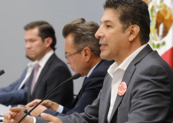 Firman renovación de convenio para Examen Único para la Educación Media Superior en Jalisco