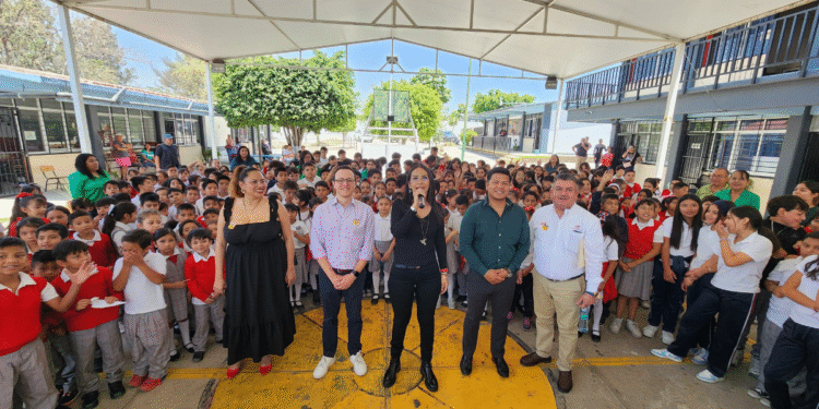 Implementan programa «Escuelas con Agua en Tlaquepaque»