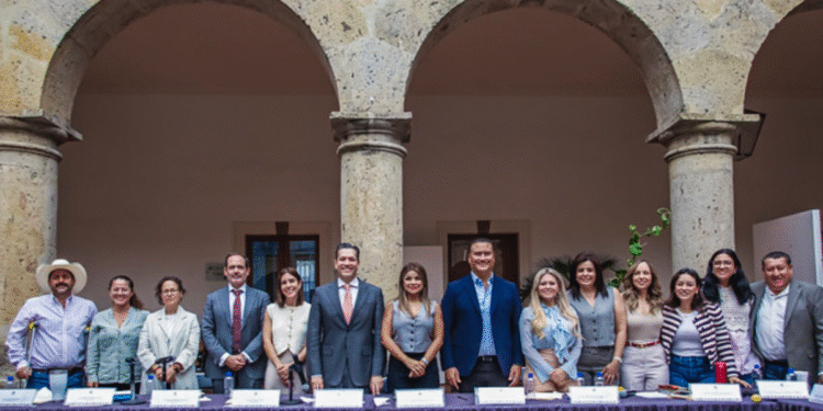 Presenta Gabinete Económico agenda de trabajo para que Jalisco sea el oasis del desarrollo en México