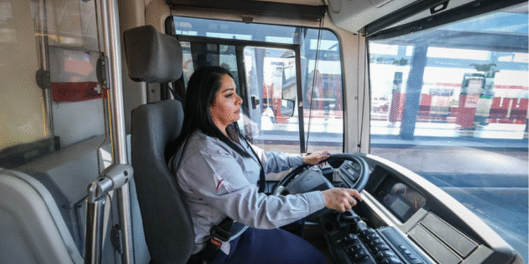 Impulsa Gobierno de Jalisco equidad en la oferta laboral con la quinta generación de Mujeres Conductoras