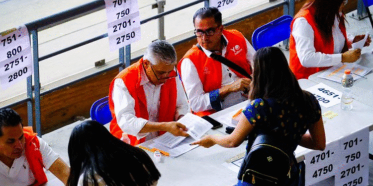 Comienza la entrega de tarjetas Yo Jalisco, Apoyo para el Transporte 100 por ciento  