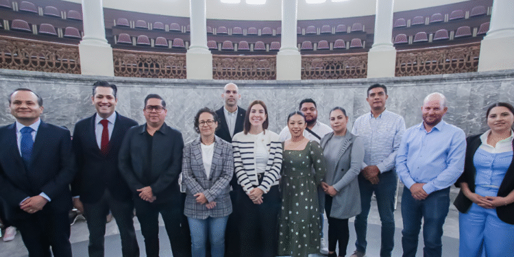 Presenta Gobierno de Jalisco programa para fortalecer a micro y pequeños negocios en 12 Pueblos Mágicos