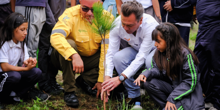 Arranca Pablo Lemus, Gobernador de Jalisco, la Jornada de Reforestaciones 2025