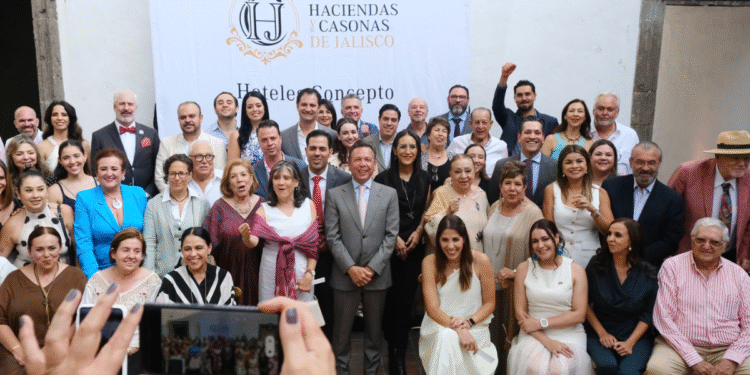 Asiste Pablo Lemus Navarro, Gobernador del Estado, a la celebración del 25° Aniversario de Haciendas y Casonas de Jalisco