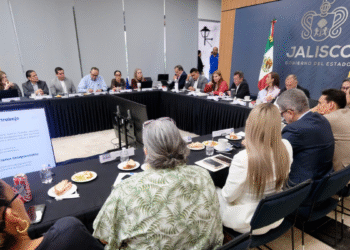 Entrega Gobierno de Jalisco 60 Dispositivos de Atención Inmediata (DAI), para brindar seguridad a familiares de personas desaparecidas 