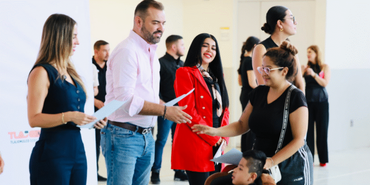 Gerardo Quirino reconoce y respalda a personas cuidadoras con el programa “Te Cuidamos Siempre”