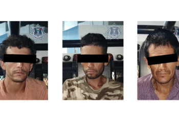 Tres hombres detenidos en Zapopan por conducir vehículo con placas reportadas como robadas