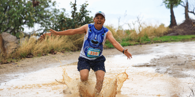 Diego Montes y Maru Barrera conquistan la carrera extrema Los Patios