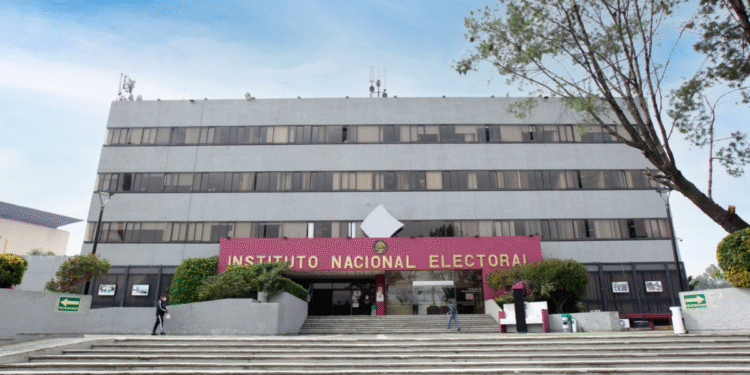 México inicia histórica jornada electoral para elegir juzgadoras, juzgadores, magistradas, magistrados, ministras y ministros