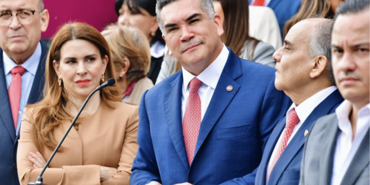 Denuncia Alejandro Moreno falta de medicamentos para niños con cáncer