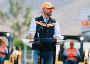 Gobierno de Tlajomulco se fortalece con maquinaria 24/7 para atender emergencias, apoyar a sectores productivos y mejorar obra pública