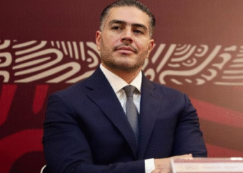 Har­fuch: El se­cre­ta­rio más vis­i­ble y con más fuerza rumbo a la ca­rre­ra pre­si­den­cial