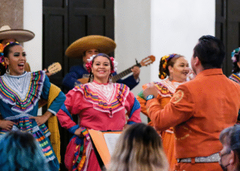 Ofrecerá Coro Redes y Cantos de Chapala repertorio del folclor mexicano, en el Teatro Alarife