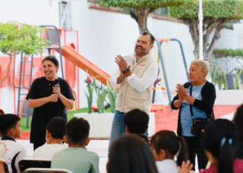 Gerardo Quirino inaugura espacios de convivencia social en Santa Isabel y supervisa avance de obras en La Tijera