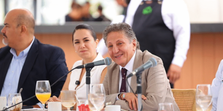 Gobierno de Zapopan dona bienes hospitalarios en beneficio de 16 municipios