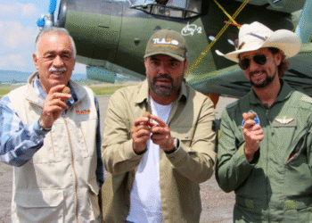 Desde una avioneta; Gobierno de Tlajomulco lanza 35 mil bombas de semilla sobre sus bosques