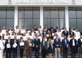 Egresa nueva generación de técnicos y promotores de la cultura del tequila