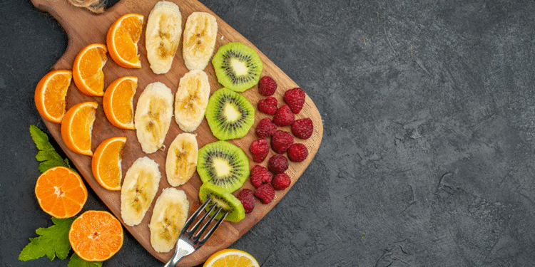 La fruta no engorda, aunque la comas por la noche
