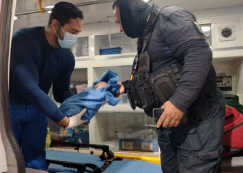 Asistieron policías de Tlajomulco a mujer en el nacimiento de su bebé