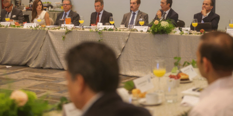 Dialogan Gobierno de Jalisco y Fundación Guadalajara 500 A.C. por desarrollo de la entidad