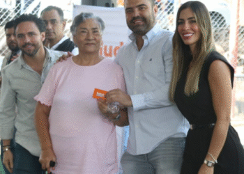 Salud Cerca de Ti llega a Lomas de San Agustín con 500 nuevas tarjetas