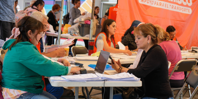 Participan más de 8 mil 700 personas adultas mayores en convocatoria del programa ‘Yo Jalisco, Apoyo para el Transporte’