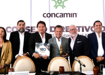 Asiste Pablo Lemus, Gobernador de Jalisco, a toma de protesta del nuevo Consejo Coordinador Industrial Altos Sur