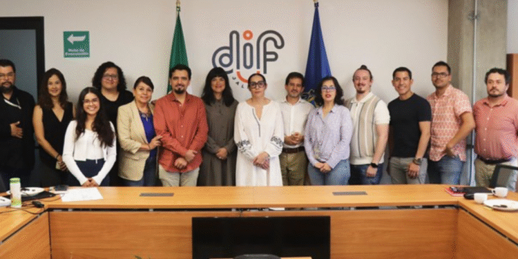 Colabora IMEPLAN para desarrollar piloto de ‘Calle Azul’ en la metrópoli, dirigida a personas adultas mayores