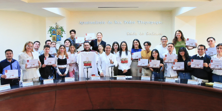 Laura Imelda preside Cabildo Juvenil Incluyente en Tlaquepaque