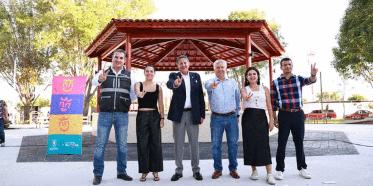 Gobierno de Zapopan entrega plaza pública y cinco calles renovadas en La Magdalena