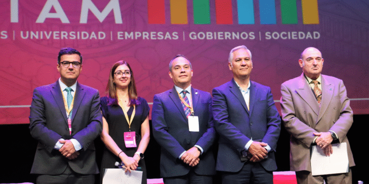 Fortalece C5 Escudo Jalisco cultura de prevención con jóvenes y comunidad estudiantil