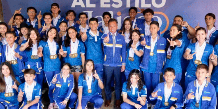 Reconoce Pablo Lemus, Gobernador de Jalisco, talento de atletas del estado tras campeonato número 24 en la Olimpiada Nacional CONADE 2025