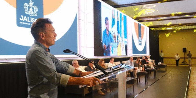 Expone Pablo Lemus, Gobernador de Jalisco, obras y proyectos detonantes del desarrollo en Puerto Vallarta y el Área Metropolitana de Guadalajara 