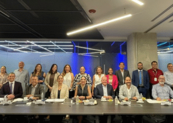 Definen SICyT, empresarios y academia, estrategia para alinear la oferta educativa con necesidades del mercado laboral en Jalisco