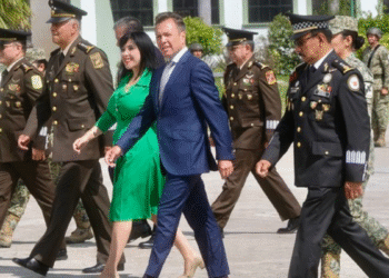 Acude Pablo Lemus Navarro, Gobernador de Jalisco, a toma de protesta del Comandante Interino de la V Región Militar  