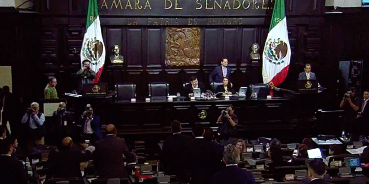 Comisión Permanente debaten sobre posible intervención militar