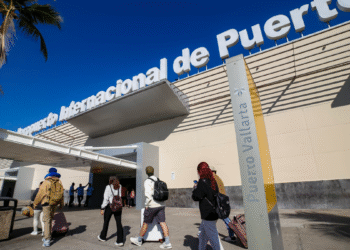 Amplía Puerto Vallarta conectividad con San Diego y St. Louis, Missouri