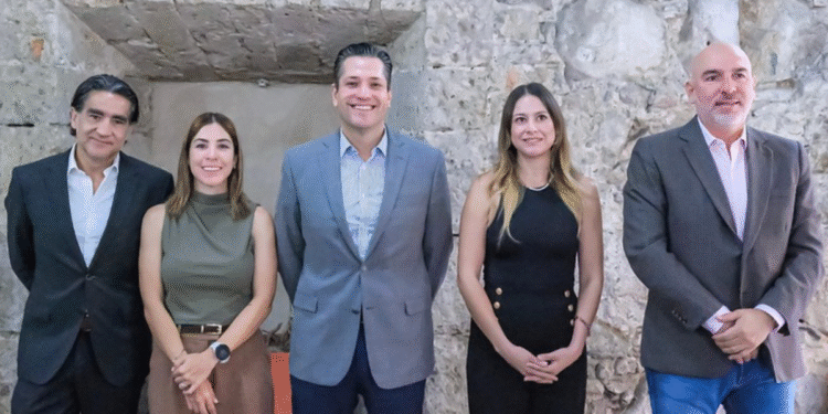 Presenta Jalisco la insignia ‘Somos 26’ que certifica a negocios con excelencia en servicios rumbo a la Copa del Mundo