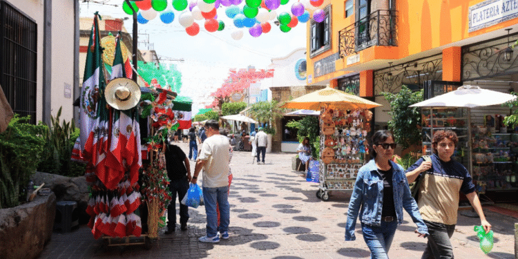 Durante periodo vacacional Tlaquepaque recibió a más de 405 mil turistas