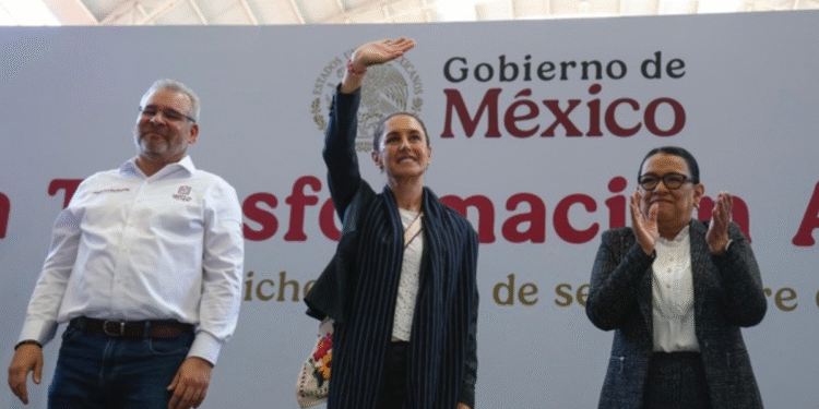 En México, en 6 años, salieron de la pobreza 13.5 millones de personas, una noticia que cimbró al mundo: Presidenta Claudia Sheinbaum