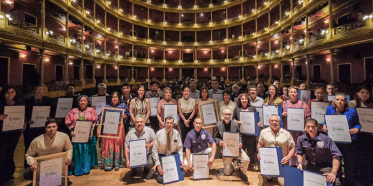 Premian a 32 artesanos y artesanas jaliscienses con el Galardón Jalisco y Arte Indígena 2025