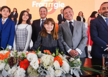 Acude Pablo Lemus, Gobernador de Jalisco, a Cuarto Informe de Gobierno de Juan José Frangie Saade, Presidente Municipal de Zapopan