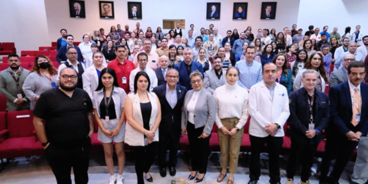 Capacitan a personal de salud y OSC en prevención de mpox