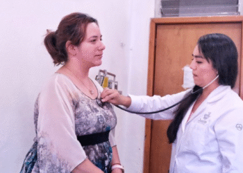 Impulsa Secretaría Salud Jalisco labor de la obstetricia para preservar salud en el embarazo