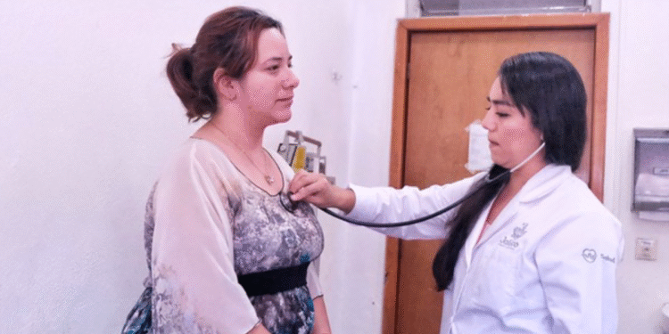 Impulsa Secretaría Salud Jalisco labor de la obstetricia para preservar salud en el embarazo