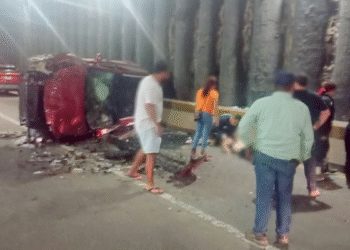 Cuerpos de emergencia de Tlajomulco atendieron volcadura en San Agustín