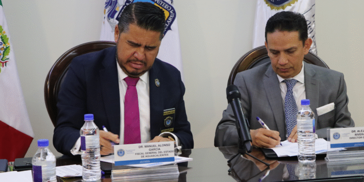 Firma IJCF y Fiscalía de Aguascalientes convenio de apoyo, coordinación y colaboración para identificación humana