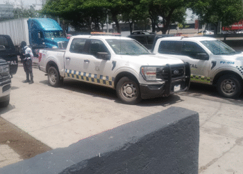 Atiende Policía Vial reporte de menor de edad extraviado en transporte público